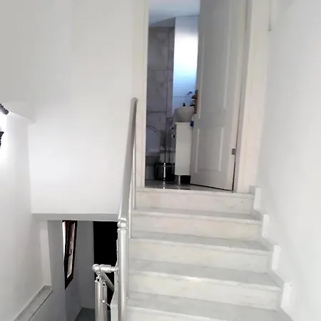 A Flat In A דירה